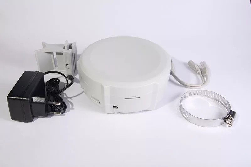 картинка Антенна MikroTik SXT Lite2 (802.11n MIMO, 2.4 ГГц, 1x16dBi, PoE) АС